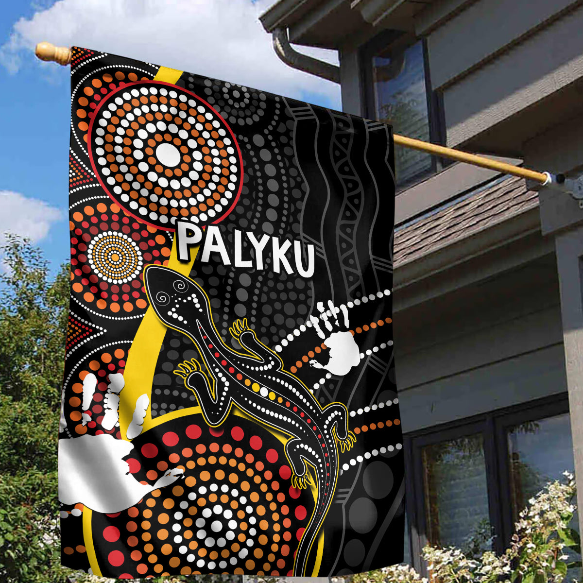palyku-australia-lizard-aboriginal-art-garden-flag
