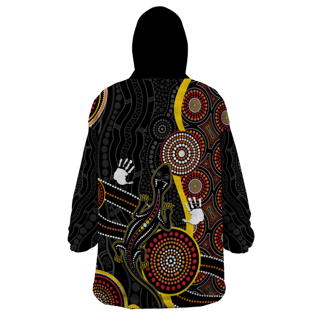 palyku-australia-lizard-aboriginal-art-wearable-blanket-hoodie