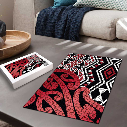 New Zealand Puzzle Aotearoa Kowhaiwhai Mix Taniko Art - Red - Aussie Hoodie