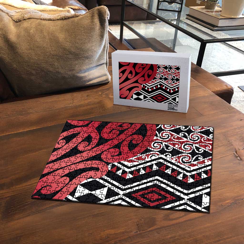 New Zealand Puzzle Aotearoa Kowhaiwhai Mix Taniko Art - Red - Aussie Hoodie