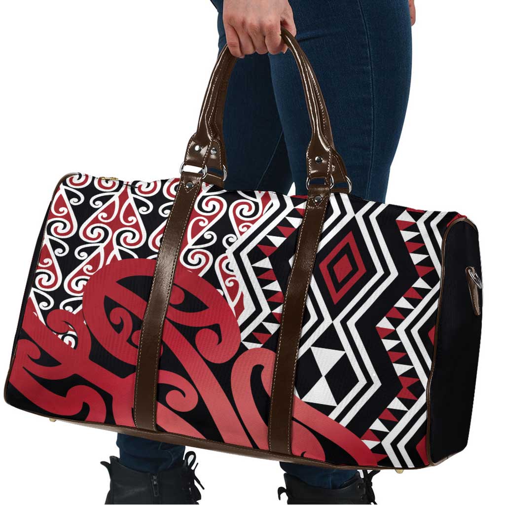 New Zealand Travel Bag Aotearoa Kowhaiwhai Mix Taniko Art - Red - Aussie Hoodie