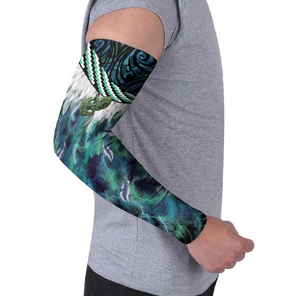 Turquoise Traditional Cloak Aotearoa Arm Sleeves Maori Paua Shell Korowai Pattern - Aussie Hoodie