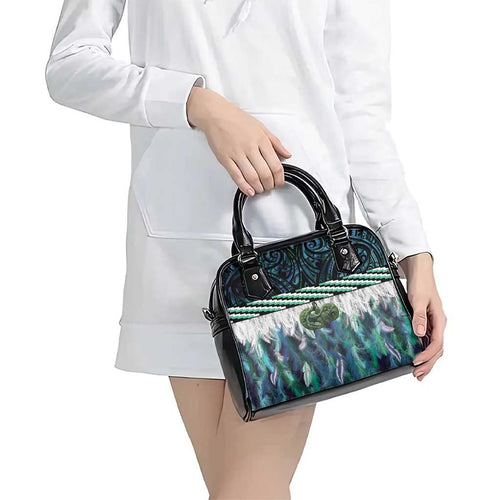 Turquoise Traditional Cloak Aotearoa Shoulder Handbag Maori Paua Shell Korowai Pattern