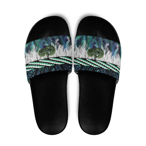Turquoise Traditional Cloak Aotearoa Slide Sandals Maori Paua Shell Korowai Pattern - Aussie Hoodie