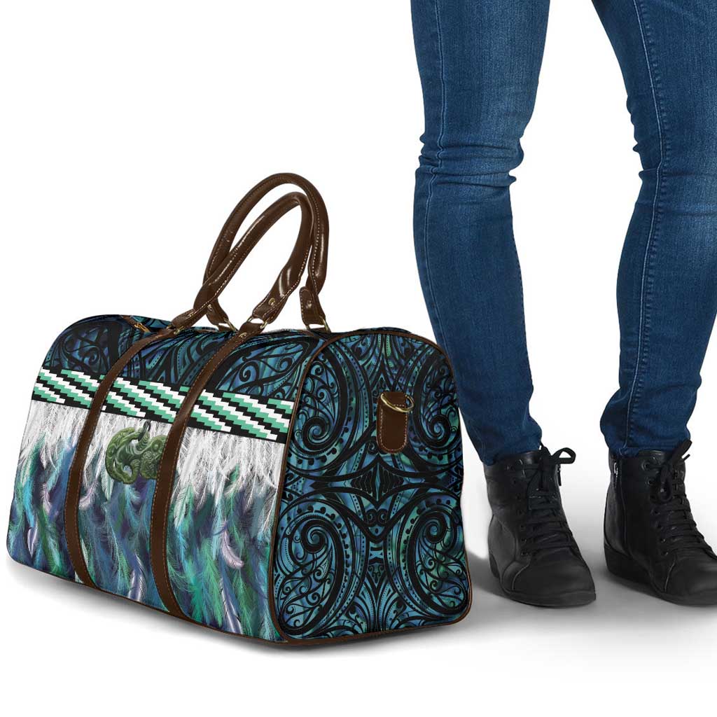 Turquoise Traditional Cloak Aotearoa Travel Bag Maori Paua Shell Korowai Pattern - Aussie Hoodie