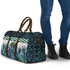 Turquoise Traditional Cloak Aotearoa Travel Bag Maori Paua Shell Korowai Pattern - Aussie Hoodie