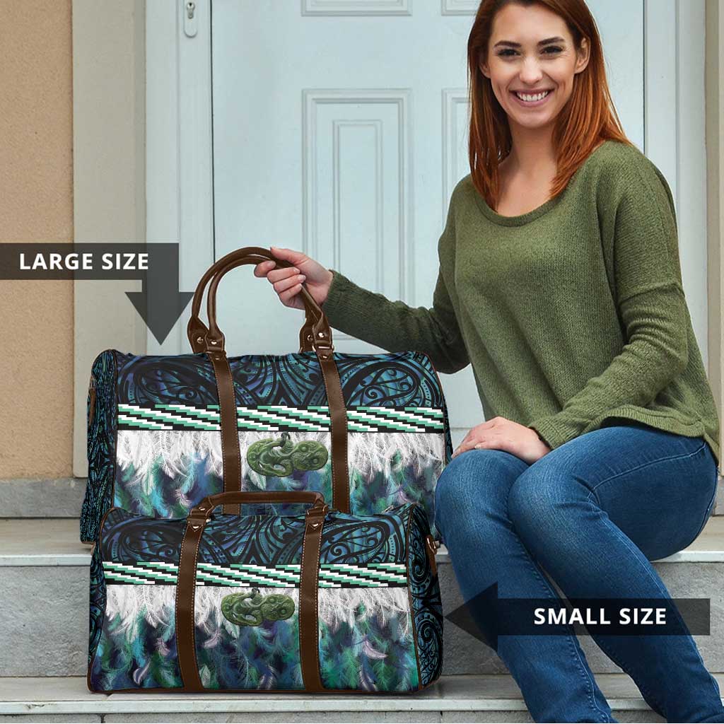 Turquoise Traditional Cloak Aotearoa Travel Bag Maori Paua Shell Korowai Pattern - Aussie Hoodie