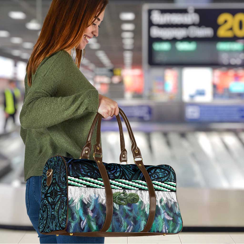 Turquoise Traditional Cloak Aotearoa Travel Bag Maori Paua Shell Korowai Pattern - Aussie Hoodie
