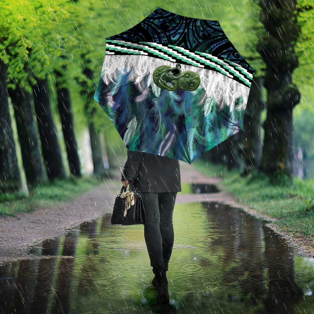 Turquoise Traditional Cloak Aotearoa Umbrella Maori Paua Shell Korowai Pattern - Aussie Hoodie
