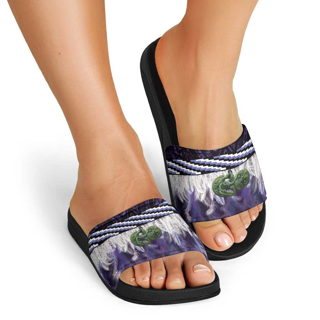 Purple Traditional Cloak Aotearoa Slide Sandals Maori Paua Shell Korowai Pattern - Aussie Hoodie