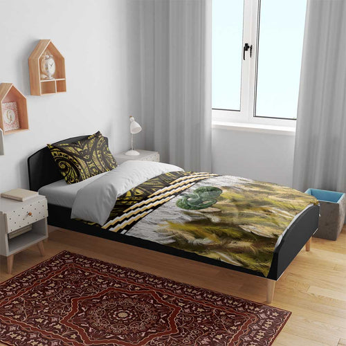Yellow Traditional Cloak Aotearoa Bedding Set Maori Paua Shell Korowai Pattern