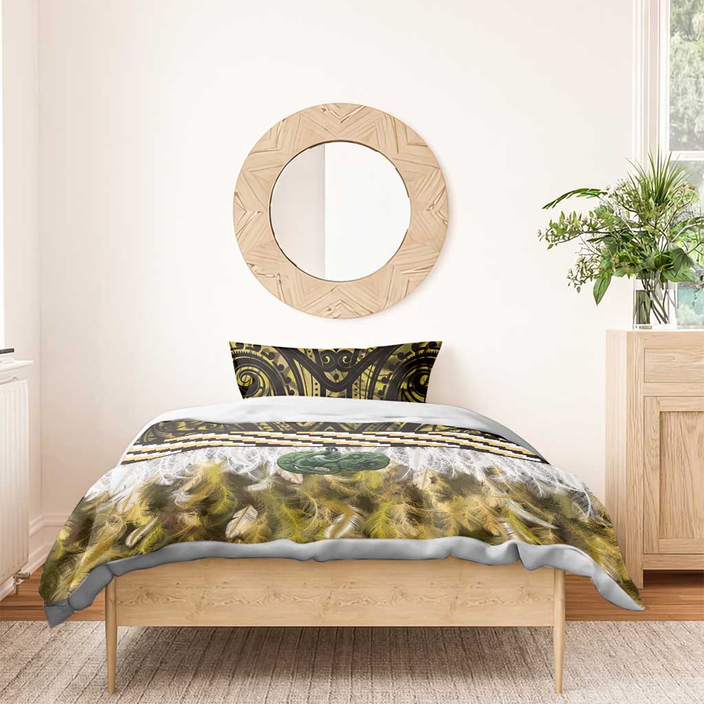 Yellow Traditional Cloak Aotearoa Bedding Set Maori Paua Shell Korowai Pattern