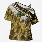 Yellow Traditional Cloak Aotearoa Cross Shoulder Shirt Maori Paua Shell Korowai Pattern - Aussie Hoodie