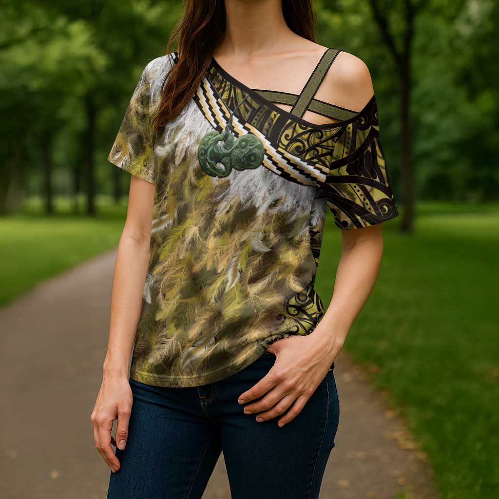 Yellow Traditional Cloak Aotearoa Cross Shoulder Shirt Maori Paua Shell Korowai Pattern - Aussie Hoodie
