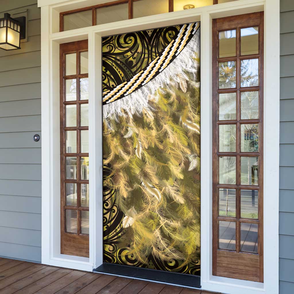 Yellow Traditional Cloak Aotearoa Door Cover Maori Paua Shell Korowai Pattern - Aussie Hoodie