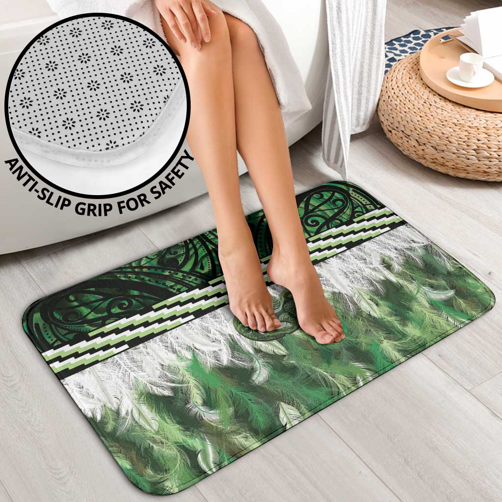 Green Traditional Cloak Aotearoa Bathroom Set Maori Paua Shell Korowai Pattern - Aussie Hoodie