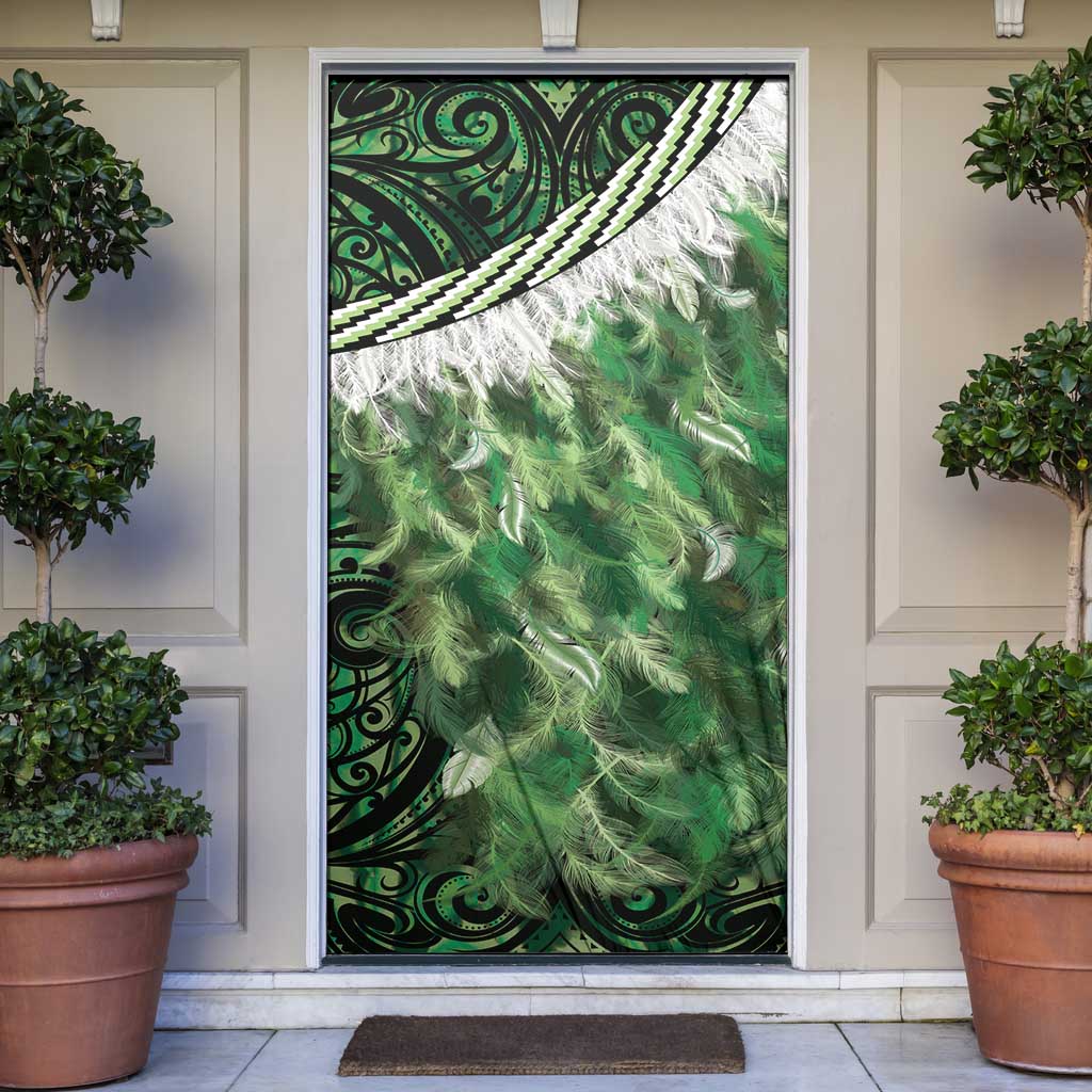 Green Traditional Cloak Aotearoa Door Cover Maori Paua Shell Korowai Pattern - Aussie Hoodie