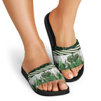 Green Traditional Cloak Aotearoa Slide Sandals Maori Paua Shell Korowai Pattern - Aussie Hoodie