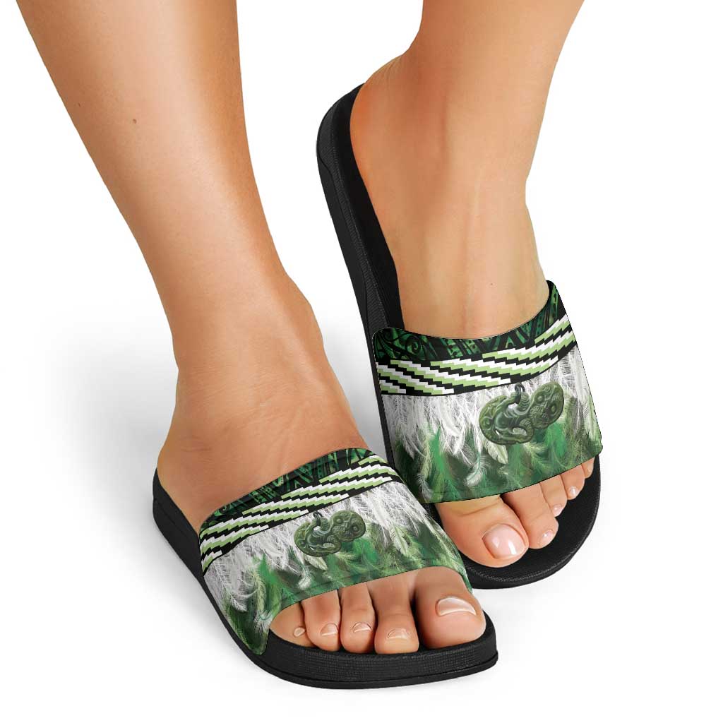 Green Traditional Cloak Aotearoa Slide Sandals Maori Paua Shell Korowai Pattern - Aussie Hoodie