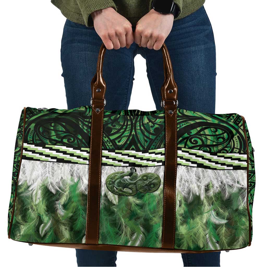 Green Traditional Cloak Aotearoa Travel Bag Maori Paua Shell Korowai Pattern - Aussie Hoodie