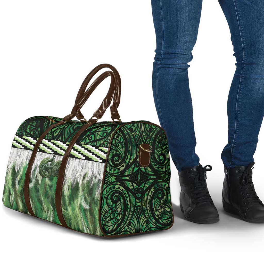 Green Traditional Cloak Aotearoa Travel Bag Maori Paua Shell Korowai Pattern - Aussie Hoodie