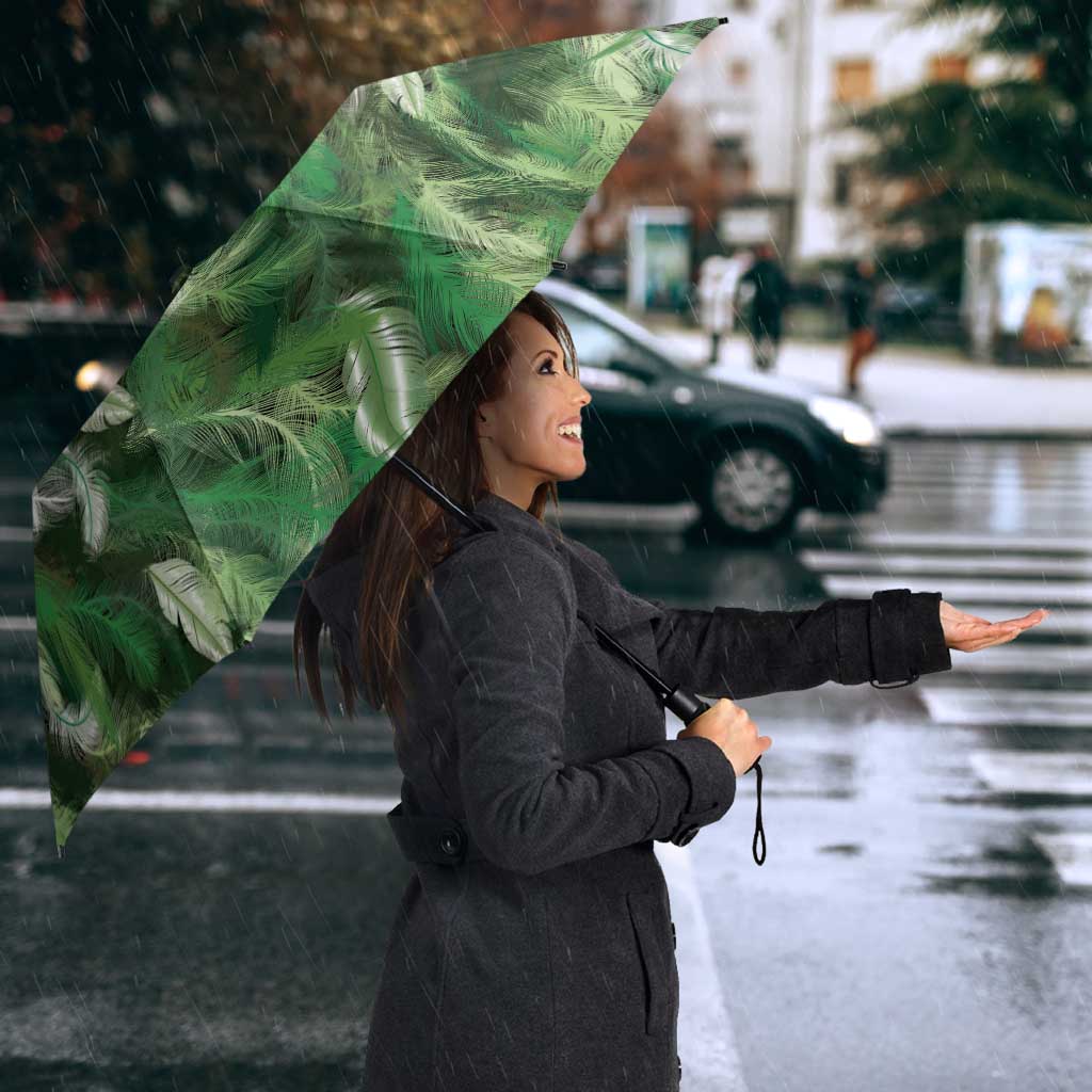 Green Traditional Cloak Aotearoa Umbrella Maori Paua Shell Korowai Pattern - Aussie Hoodie