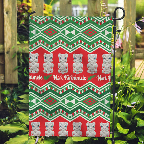 New Zealand Christmas In July Garden Flag Meri Kirihimete Hei Tiki Taniko Motifs Seamless