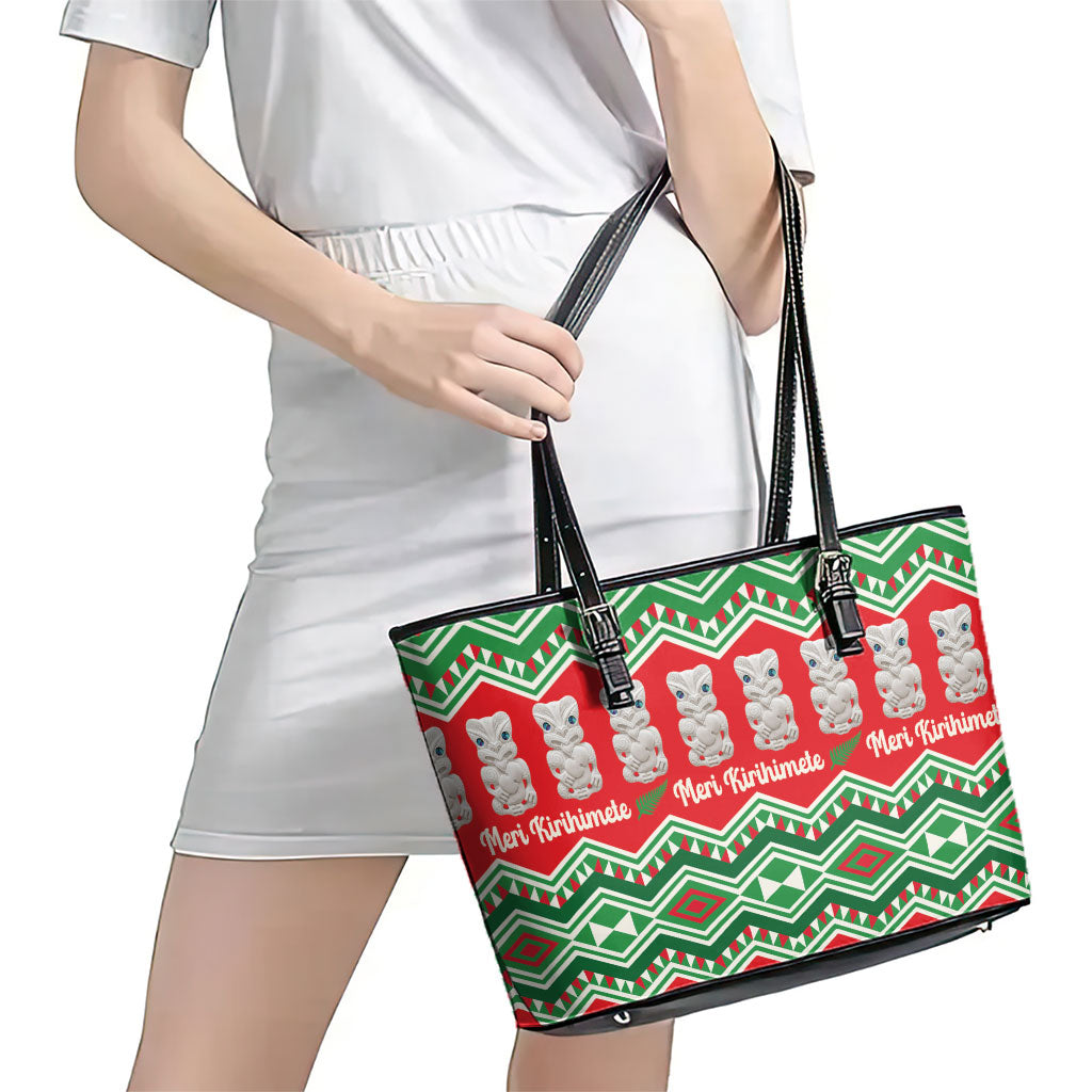 New Zealand Christmas In July Leather Tote Bag Meri Kirihimete Hei Tiki Taniko Motifs Seamless