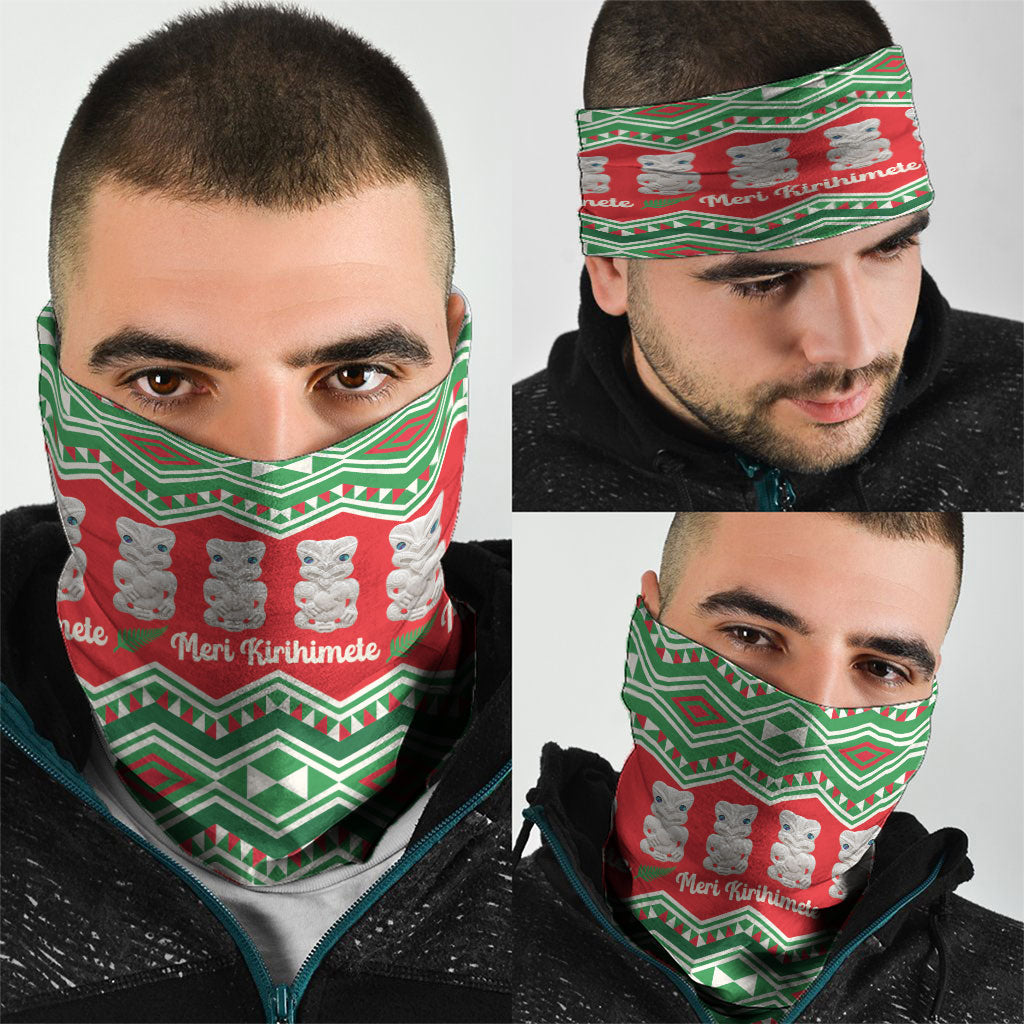 New Zealand Christmas In July Neck Gaiter Meri Kirihimete Hei Tiki Taniko Motifs Seamless