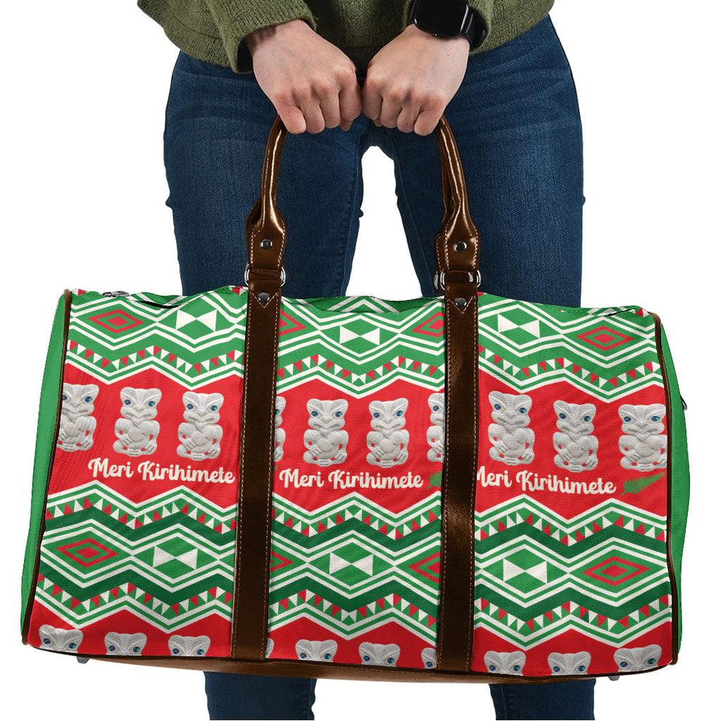 New Zealand Christmas In July Travel Bag Meri Kirihimete Hei Tiki Taniko Motifs Seamless