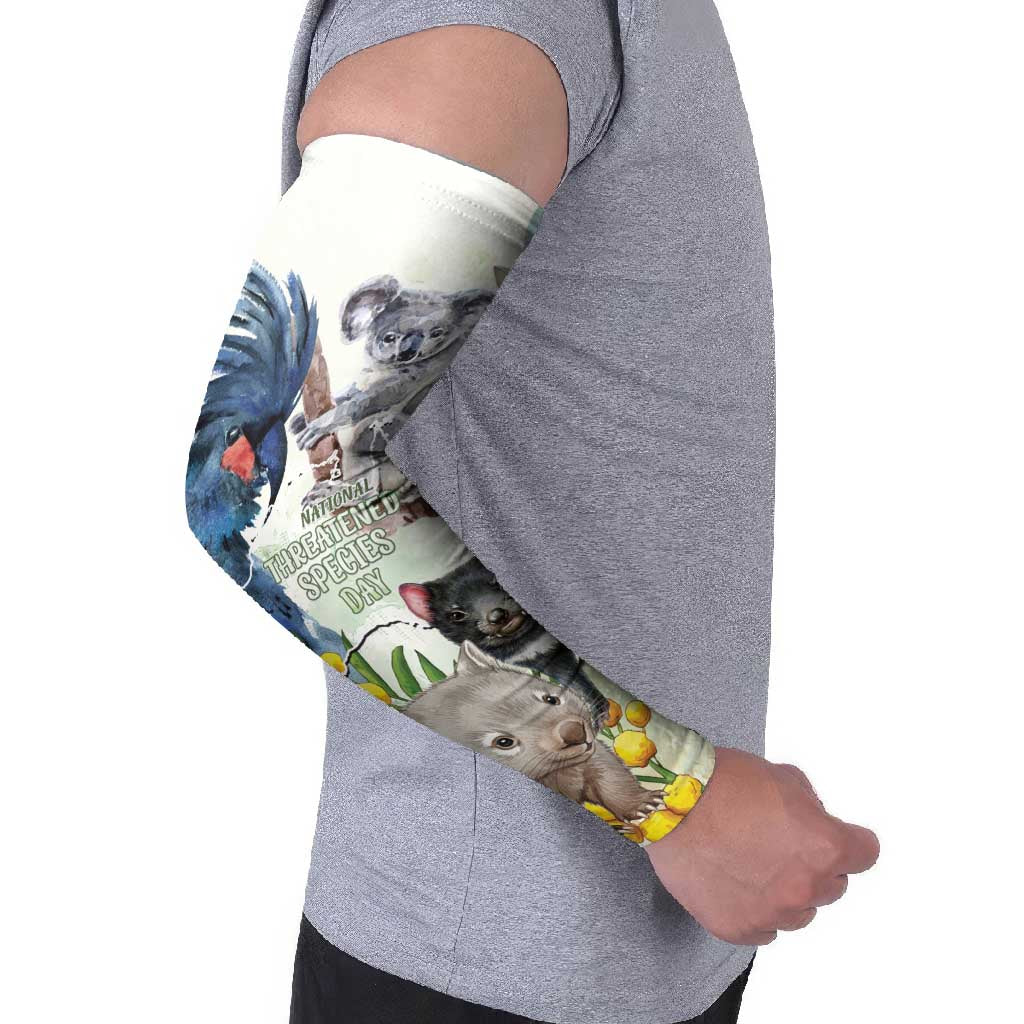 National Threatened Species Day Australia Arm Sleeves Aussie Animals Save Our Species - Aussie Hoodie