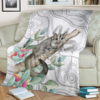 Australia Opossum Blanket Aboriginal Art Gumtree Blossoms Grunge - Aussie Hoodie
