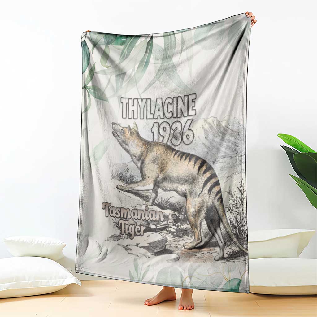Australia Tasmanian Tiger Blanket Memorial 1936 Thylacine - Aussie Hoodie