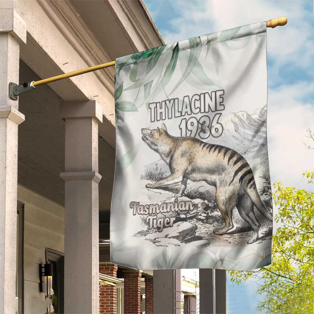 Australia Tasmanian Tiger Garden Flag Memorial 1936 Thylacine - Aussie Hoodie
