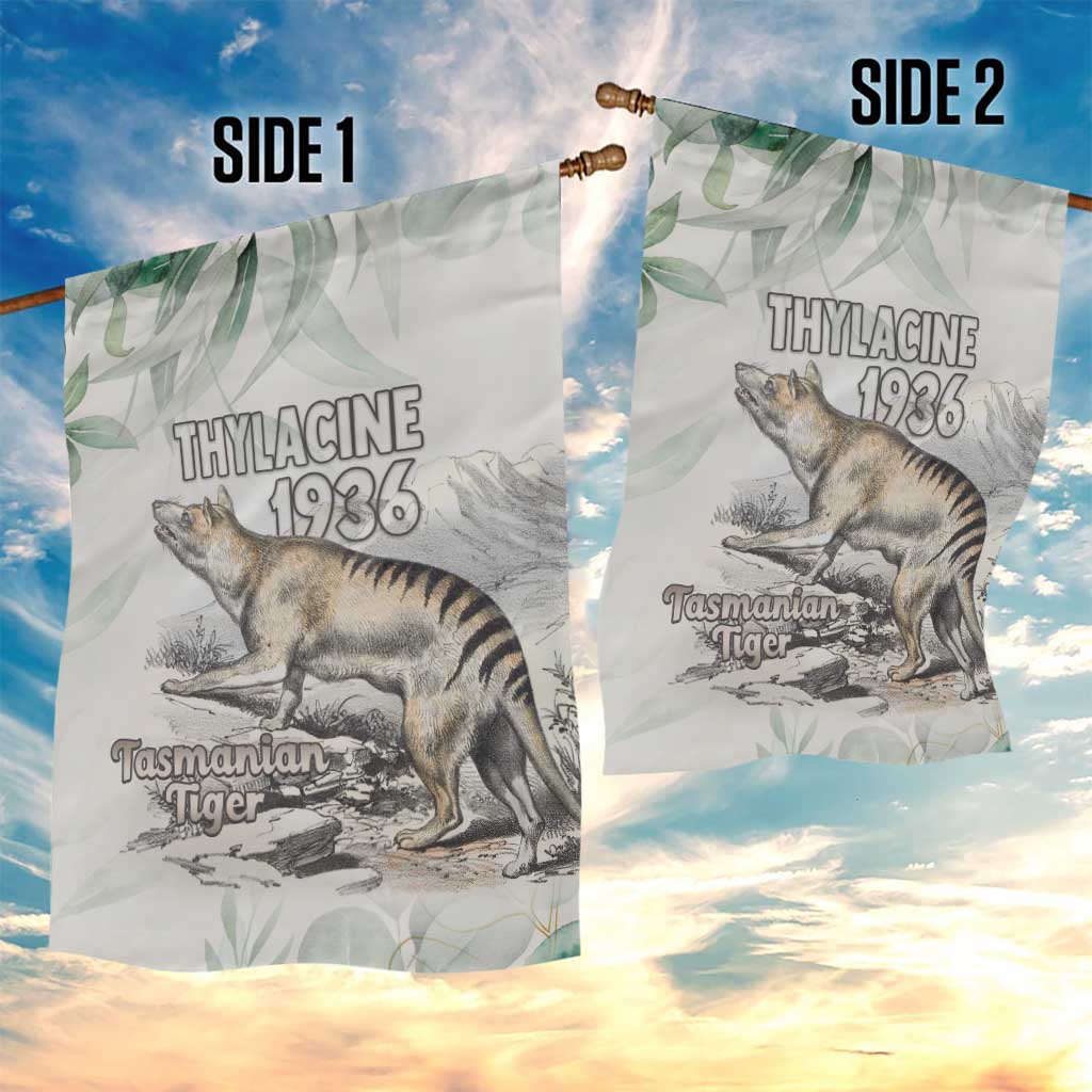 Australia Tasmanian Tiger Garden Flag Memorial 1936 Thylacine - Aussie Hoodie