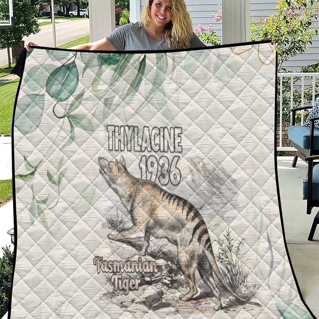 Australia Tasmanian Tiger Quilt Memorial 1936 Thylacine - Aussie Hoodie