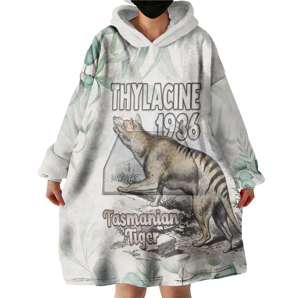 Australia Tasmanian Tiger Wearable Blanket Hoodie Memorial 1936 Thylacine - Aussie Hoodie