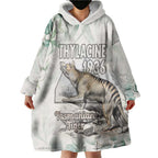 Australia Tasmanian Tiger Wearable Blanket Hoodie Memorial 1936 Thylacine - Aussie Hoodie