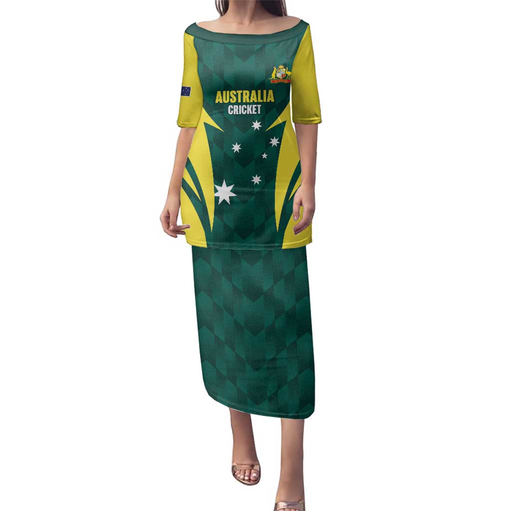 Australia Cricket Custom Family Matching Puletasi and Hawaiian Shirt Go Aussie Dynamic Green - Aussie Hoodie