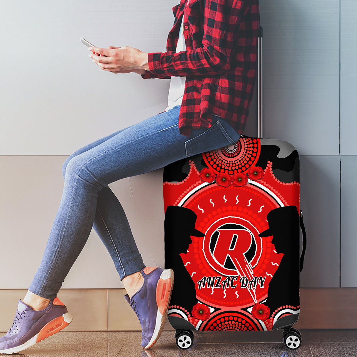 melbourne-renegades-anzac-2024-luggage-cover-lest-we-forget-poppy-mix-camouflage
