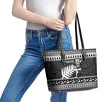 New Zealand Christmas Rugby Personalised Leather Tote Bag Meri Kirihimete All Black Maori - Aussie Hoodie