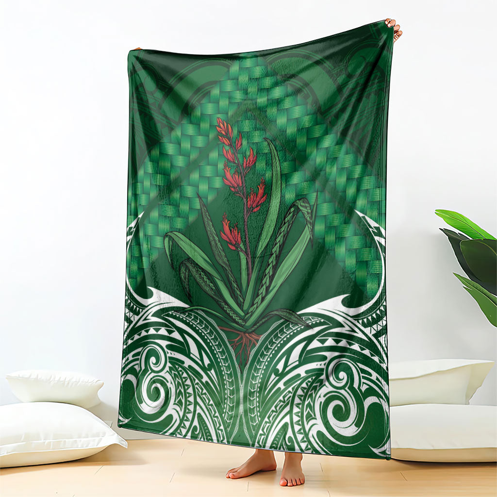 Rongoa Maori New Zealand Harakeke Blanket NZ Weaving Pattern Green