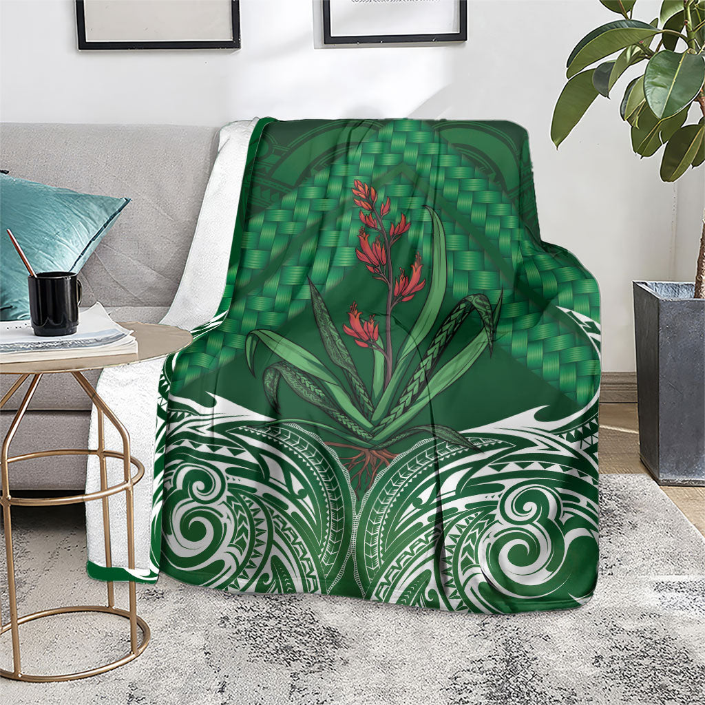 Rongoa Maori New Zealand Harakeke Blanket NZ Weaving Pattern Green
