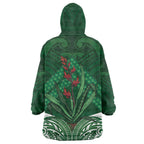 Rongoa Maori New Zealand Harakeke Wearable Blanket Hoodie NZ Weaving Pattern Green