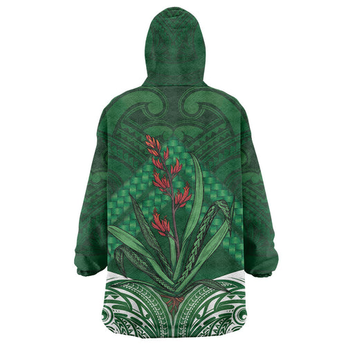 Rongoa Maori New Zealand Harakeke Wearable Blanket Hoodie NZ Weaving Pattern Green