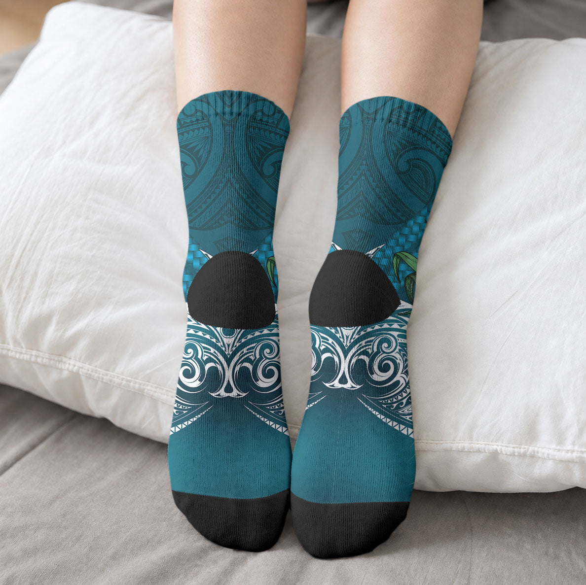 Rongoa Maori New Zealand Harakeke Crew Socks NZ Weaving Pattern Dark Teal