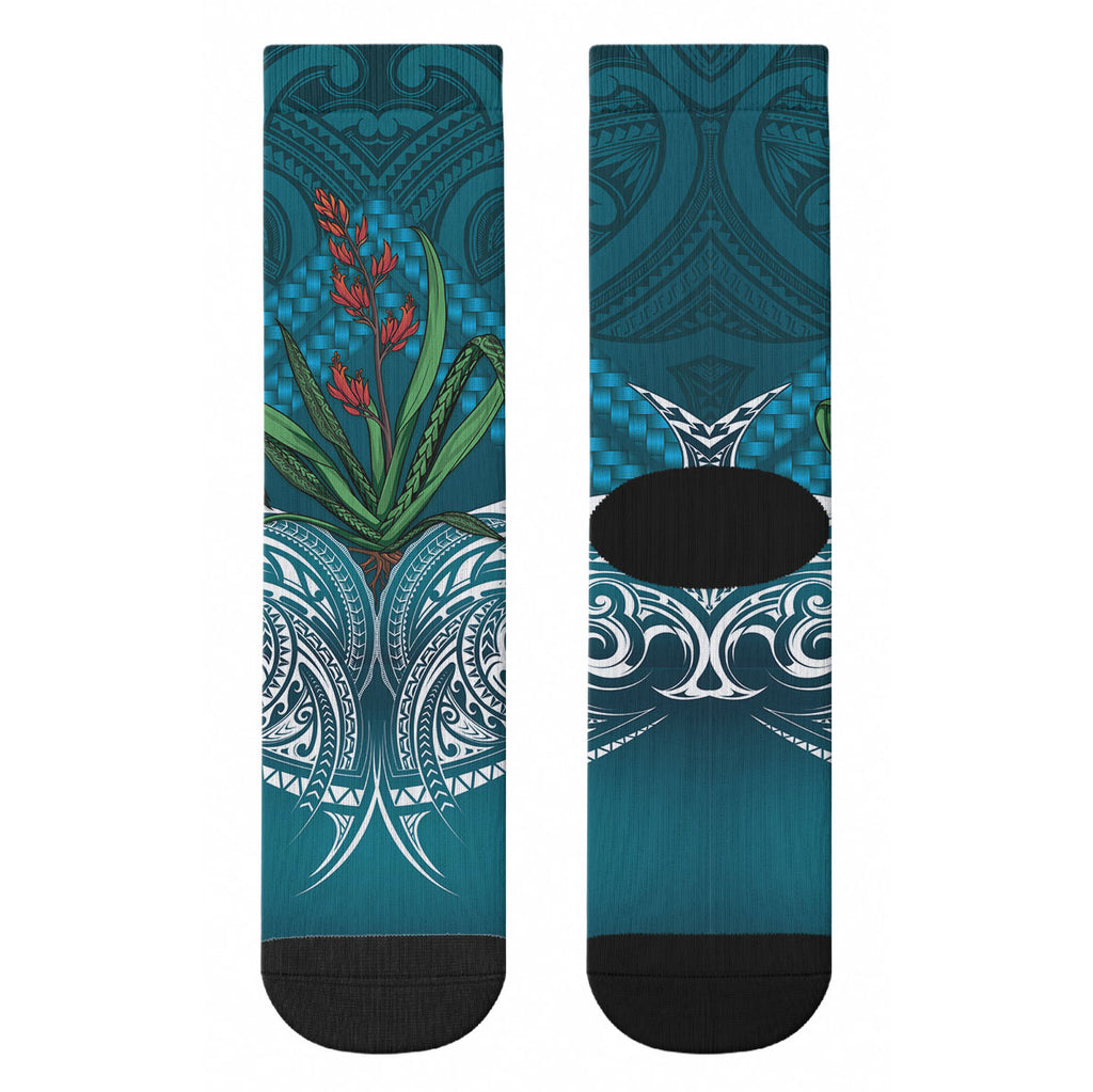 Rongoa Maori New Zealand Harakeke Crew Socks NZ Weaving Pattern Dark Teal