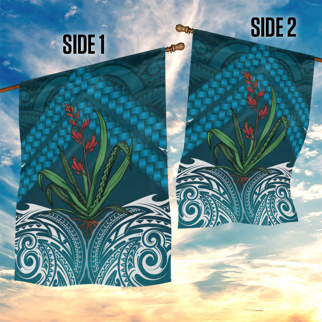 Rongoa Maori New Zealand Harakeke Garden Flag NZ Weaving Pattern Dark Teal