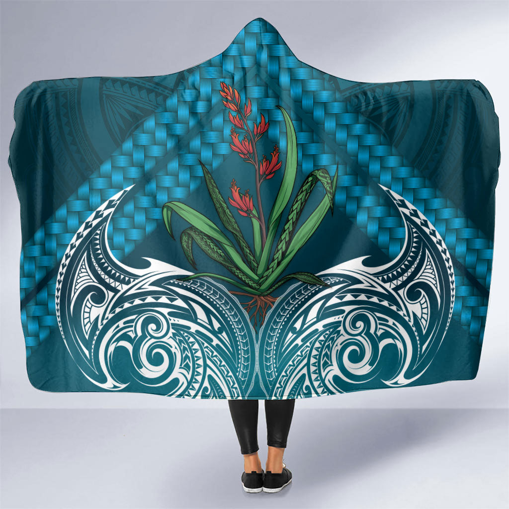 Rongoa Maori New Zealand Harakeke Hooded Blanket NZ Weaving Pattern Dark Teal
