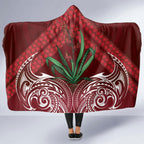 Rongoa Maori New Zealand Harakeke Hooded Blanket NZ Weaving Pattern Red